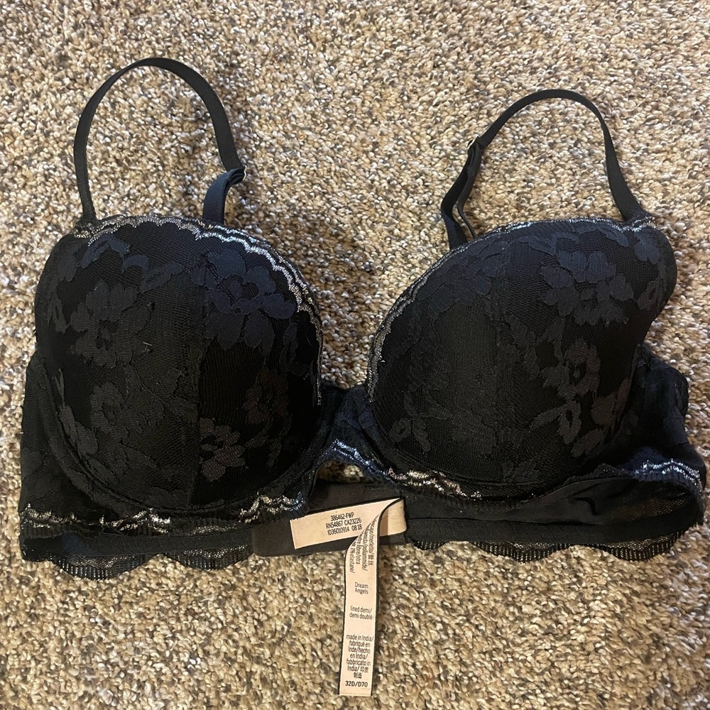 Vistoria Secret Dream Angel Bra- Demi